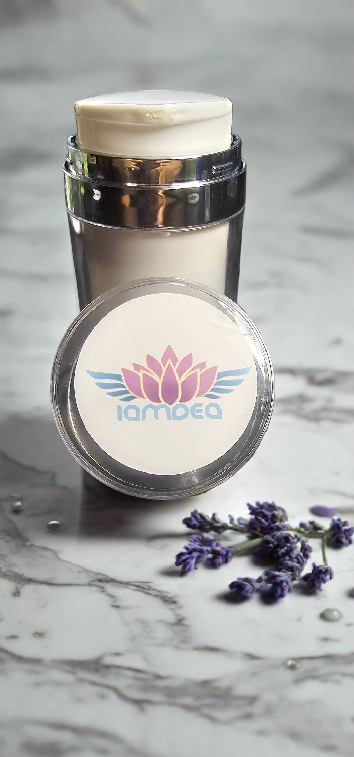 Hydrating Face Moisturizer with SPF 15 – Lightweight & Nourishing